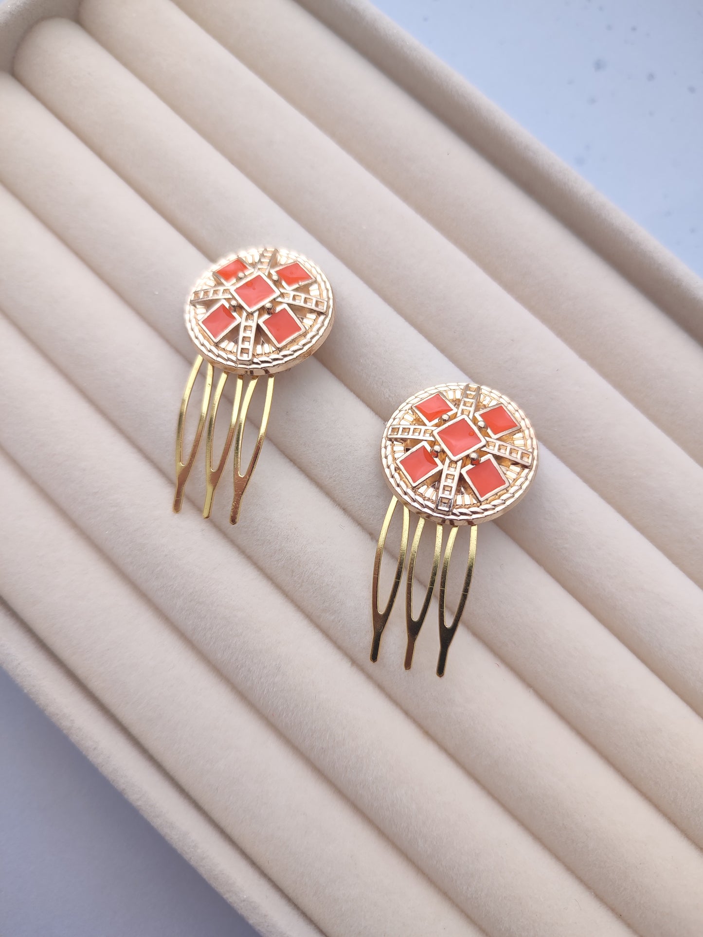 Pack 2 peinecillos moneda naranja