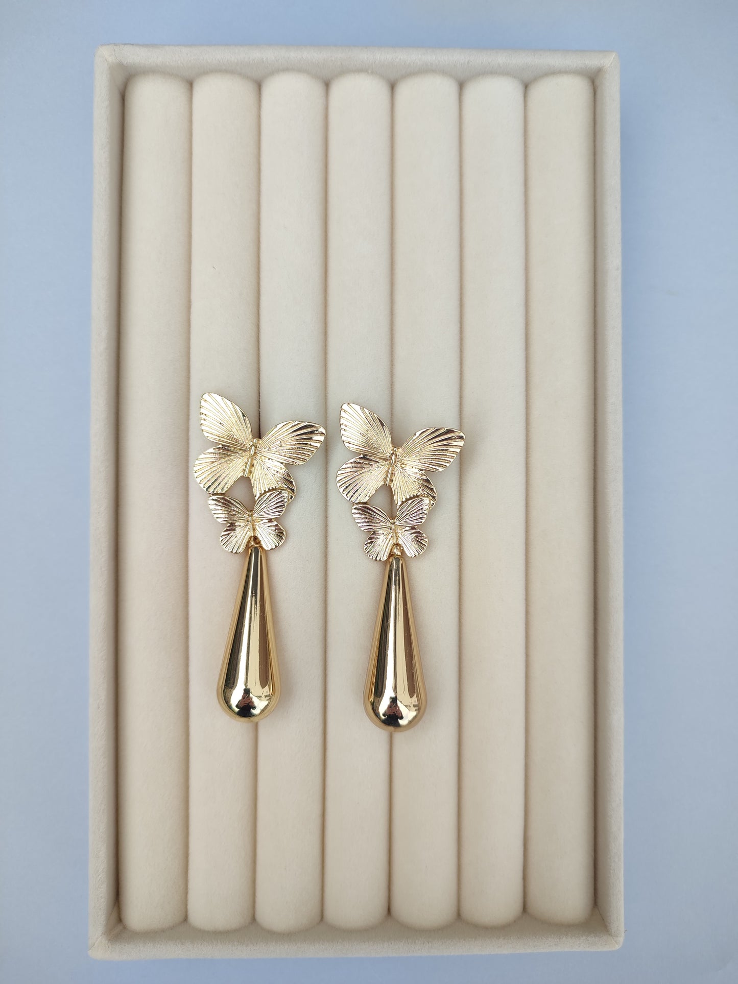 Pendientes mariposa