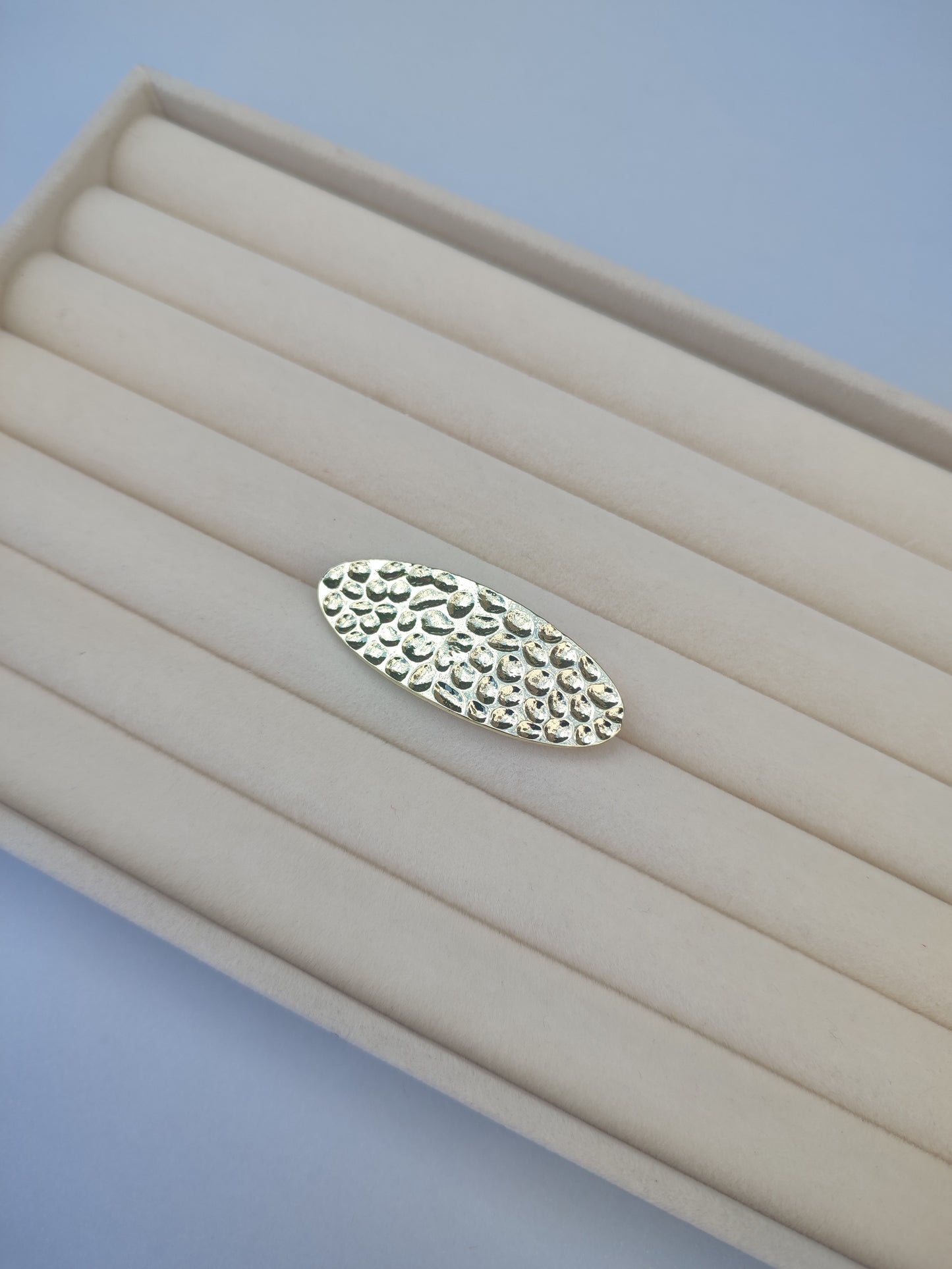Broche "Almería" dorado