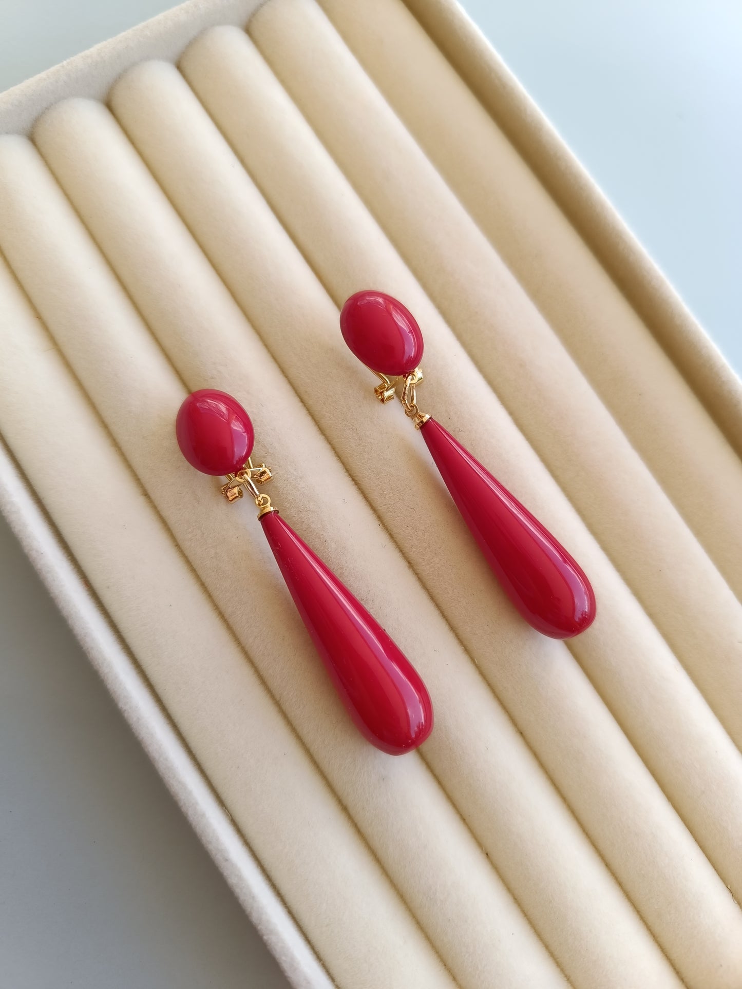 Pendientes "gota" granate