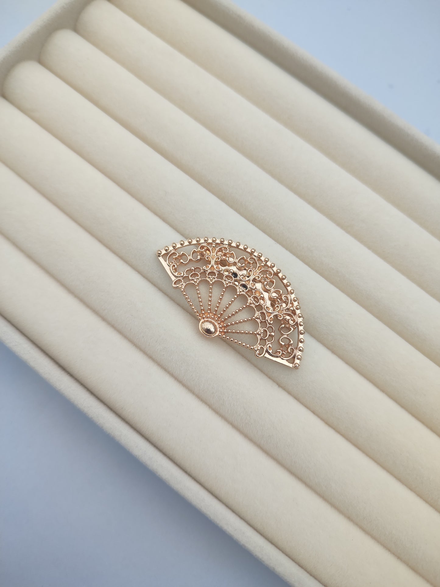 Broche abanico "Huelva"