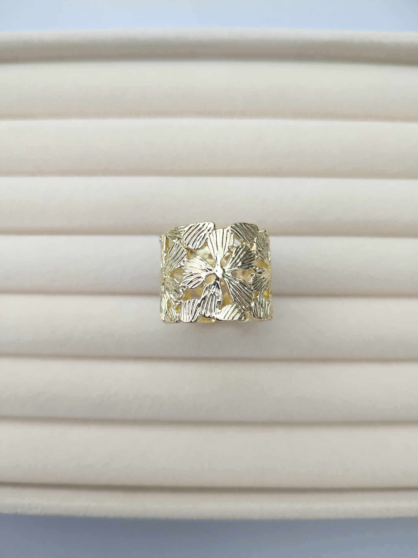 Goldener Ring "Flora"
