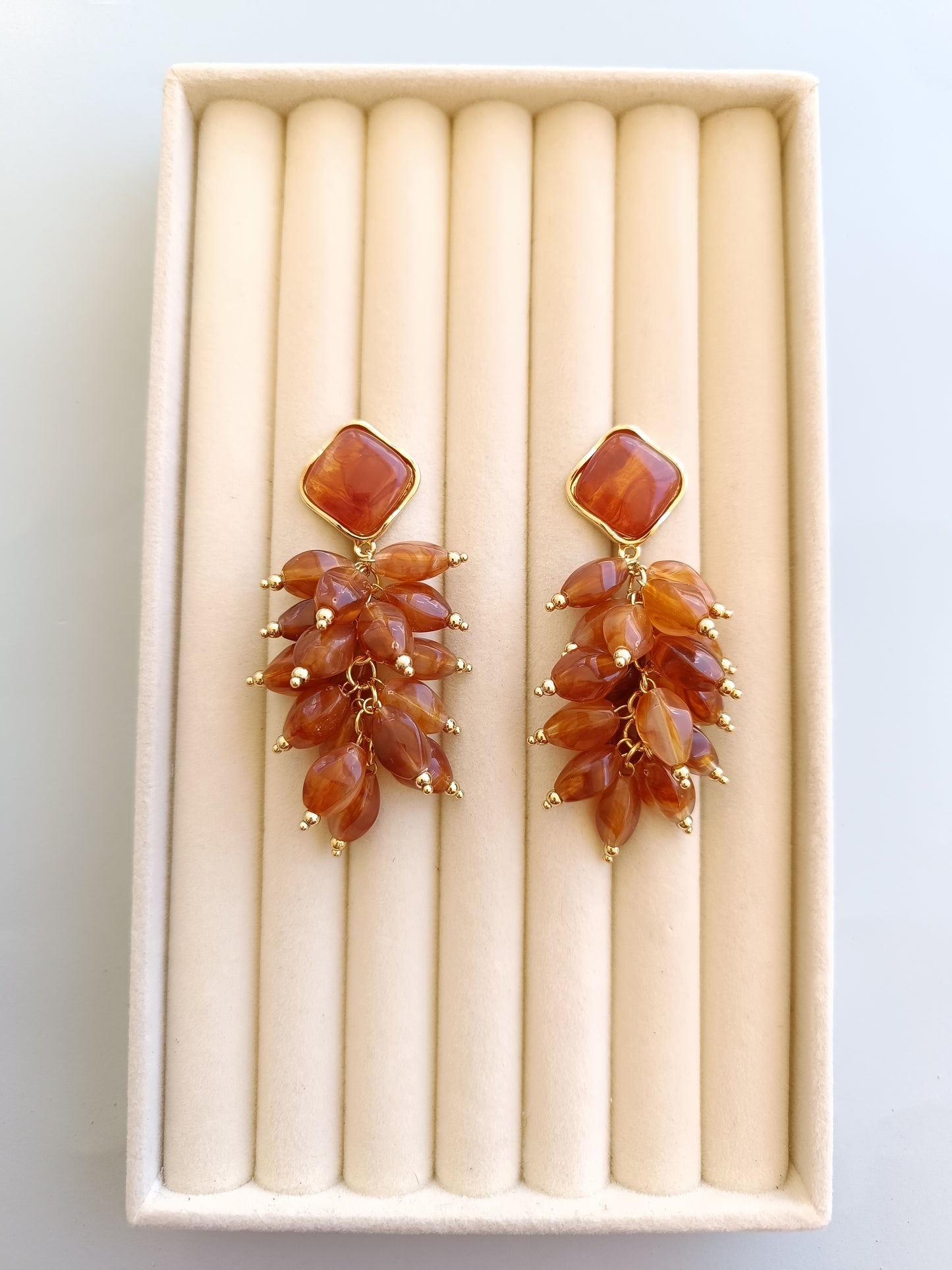 Pendientes "Ega" marrones