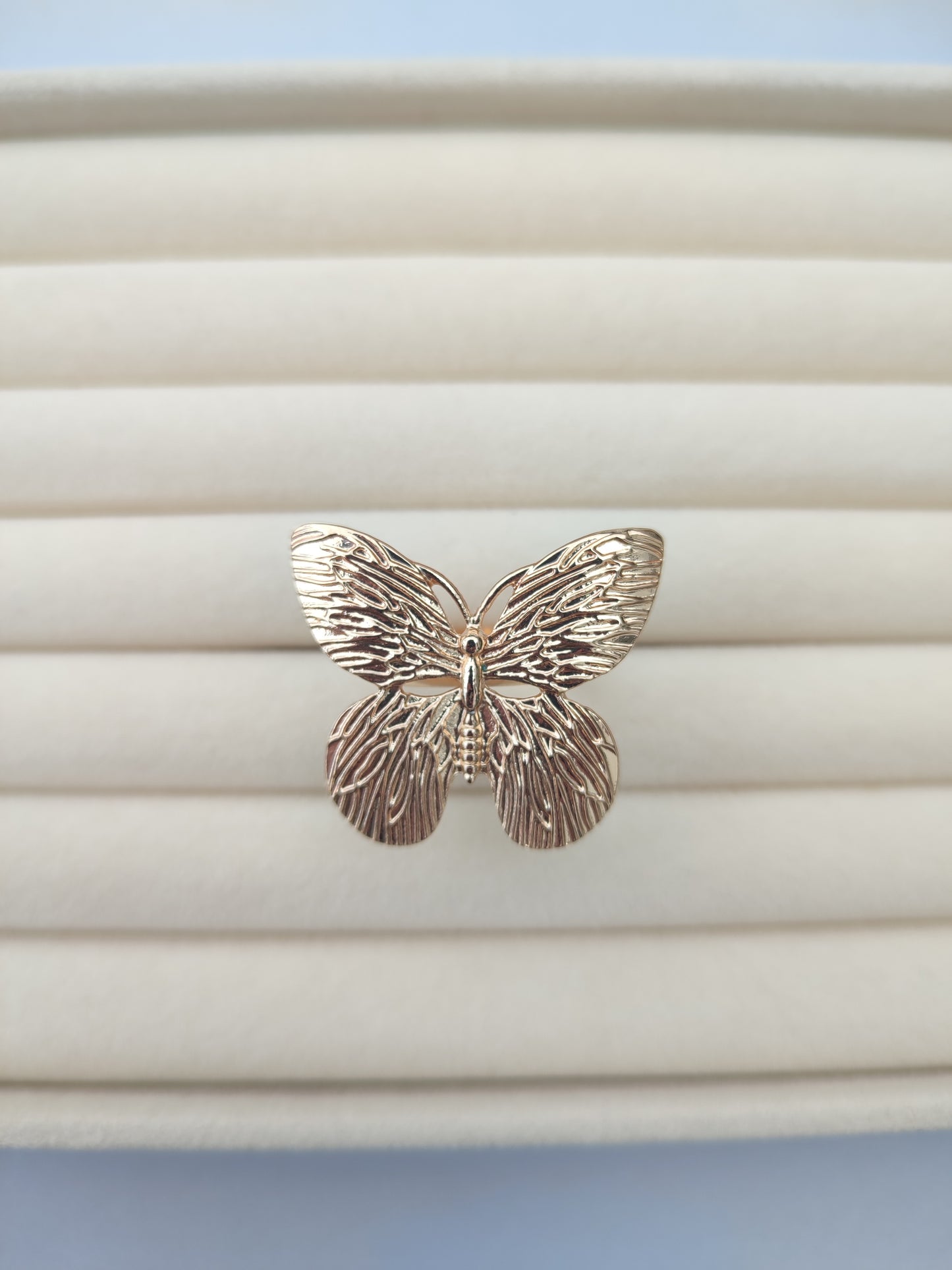 Anillo mariposa oro