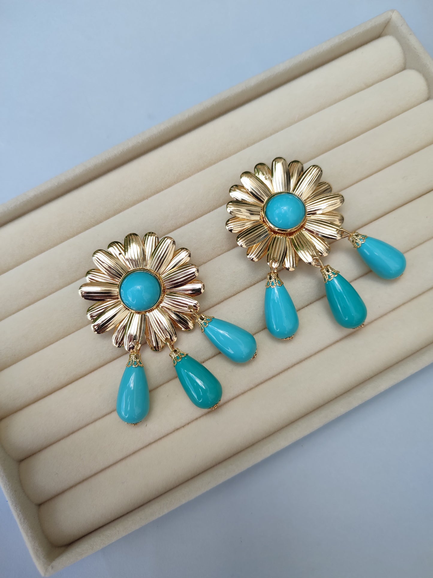 Pendientes "Margarita" verde agua
