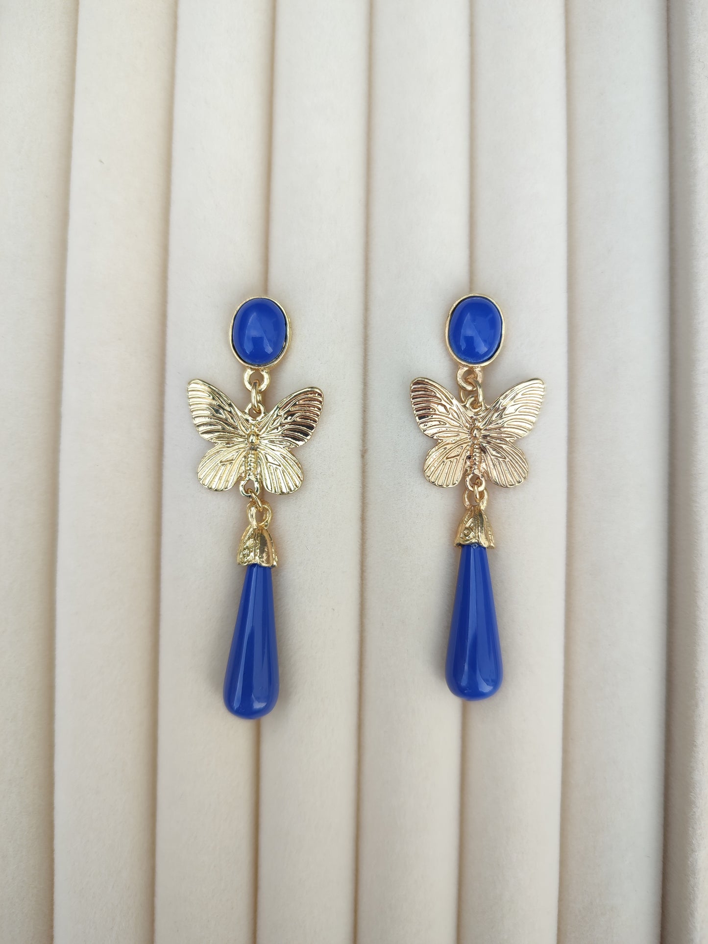 Pendientes mariposa azul eléctrico