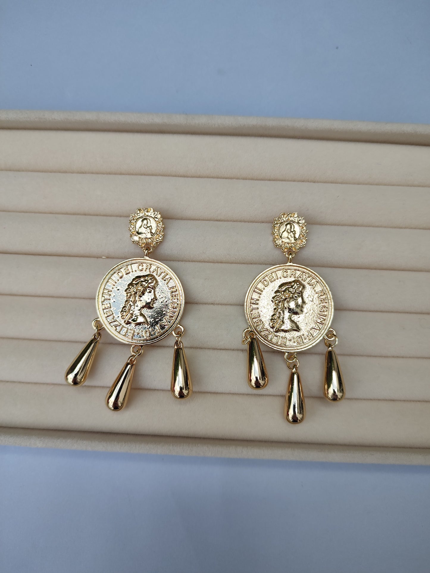 Pendientes "Guadalquivir" dorados