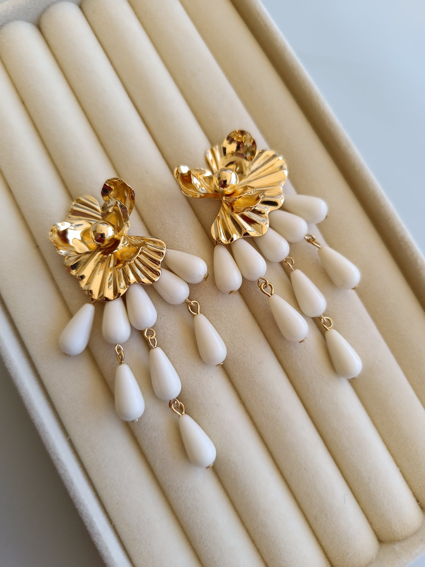 Pendientes "Eliche" beige