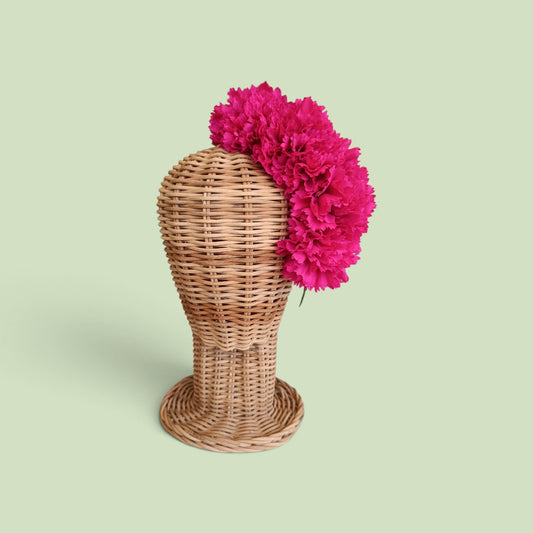 Corona de claveles rosa fucsia