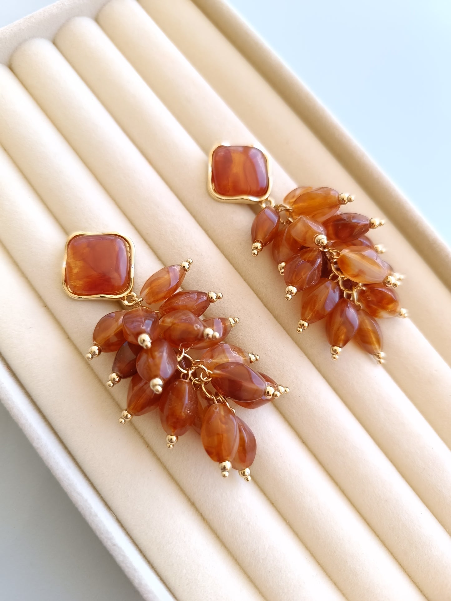Pendientes "Saja" marrones