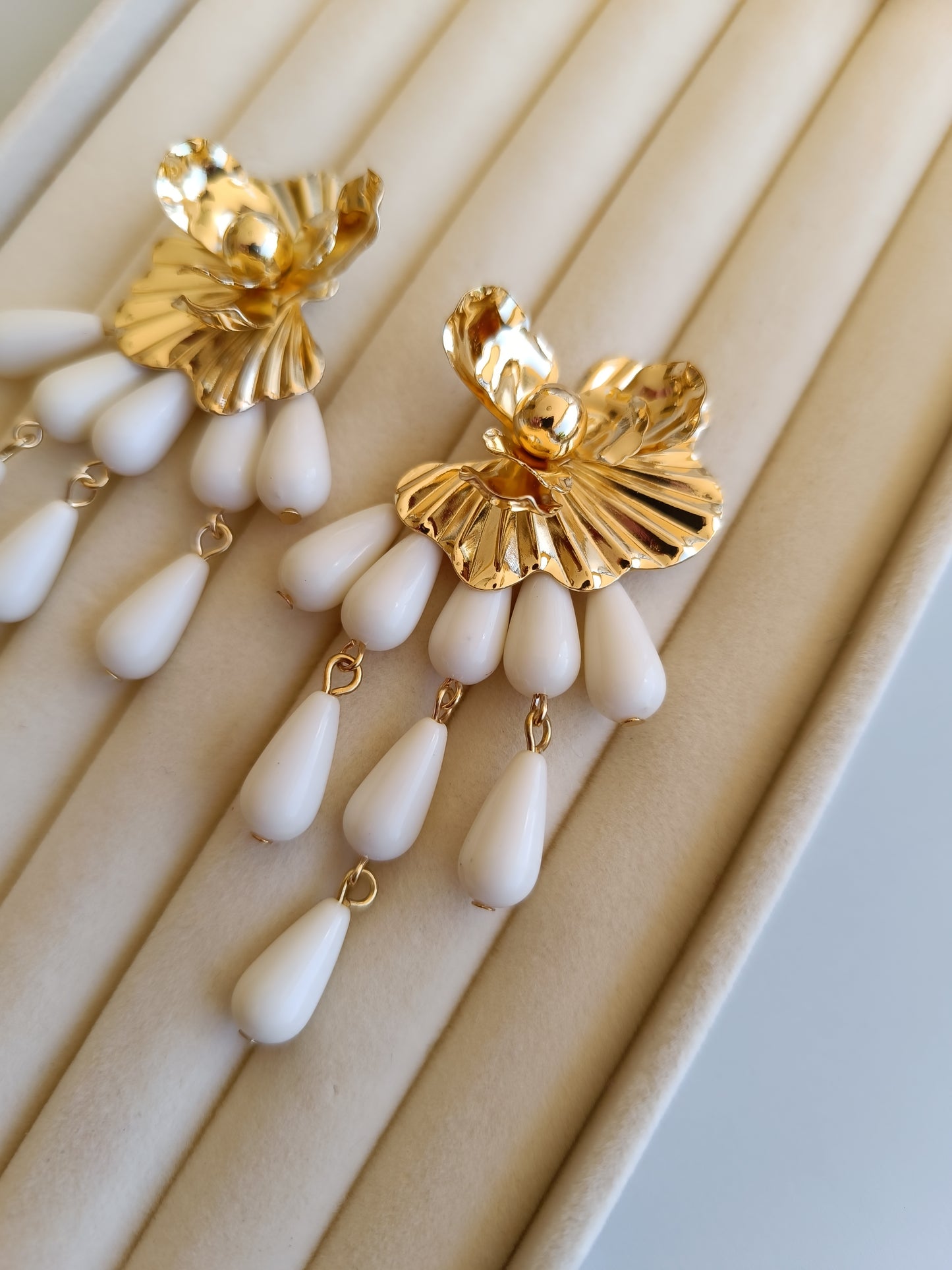 Pendientes "Eliche" beige