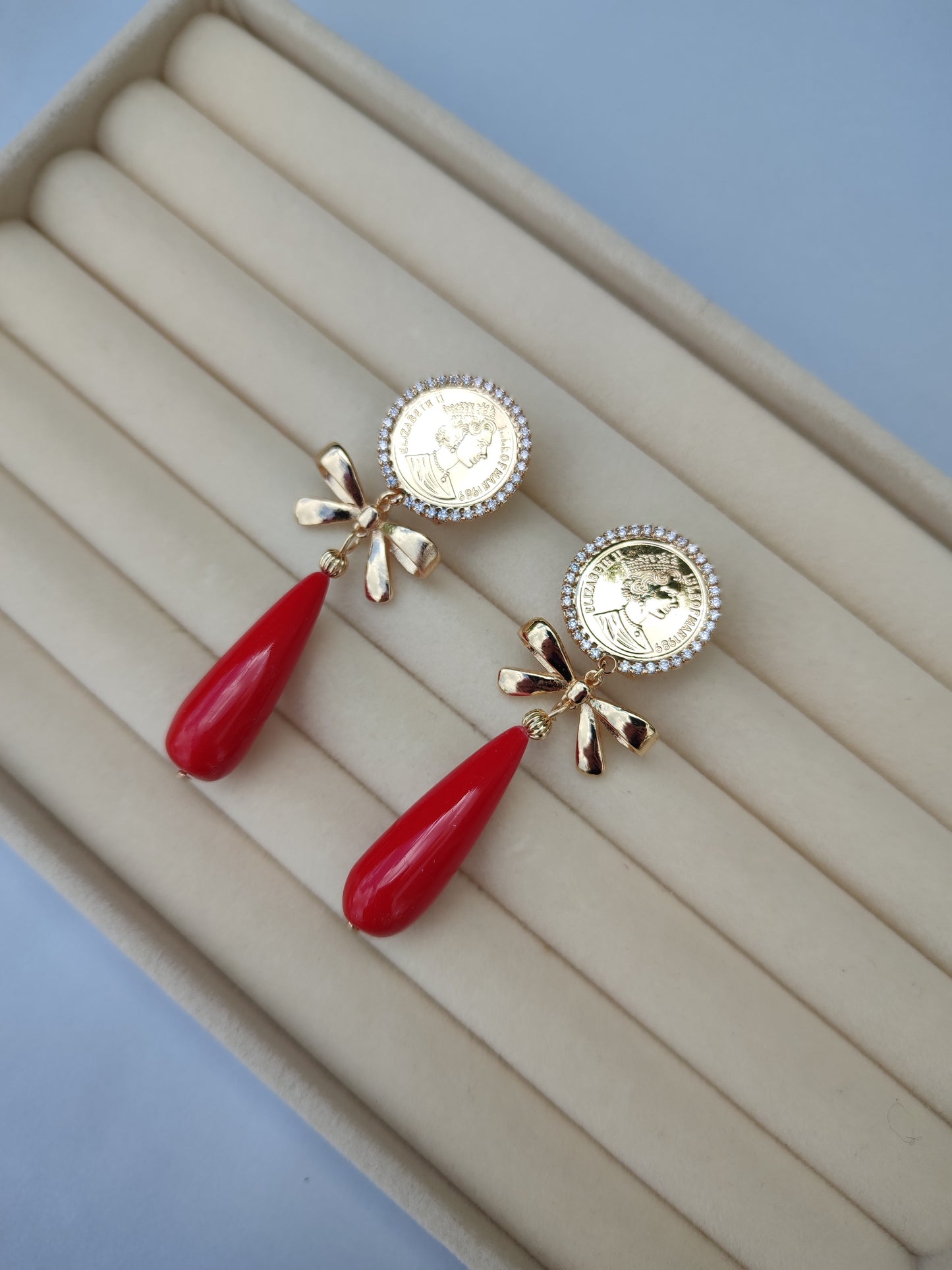 Pendientes moneda rojo