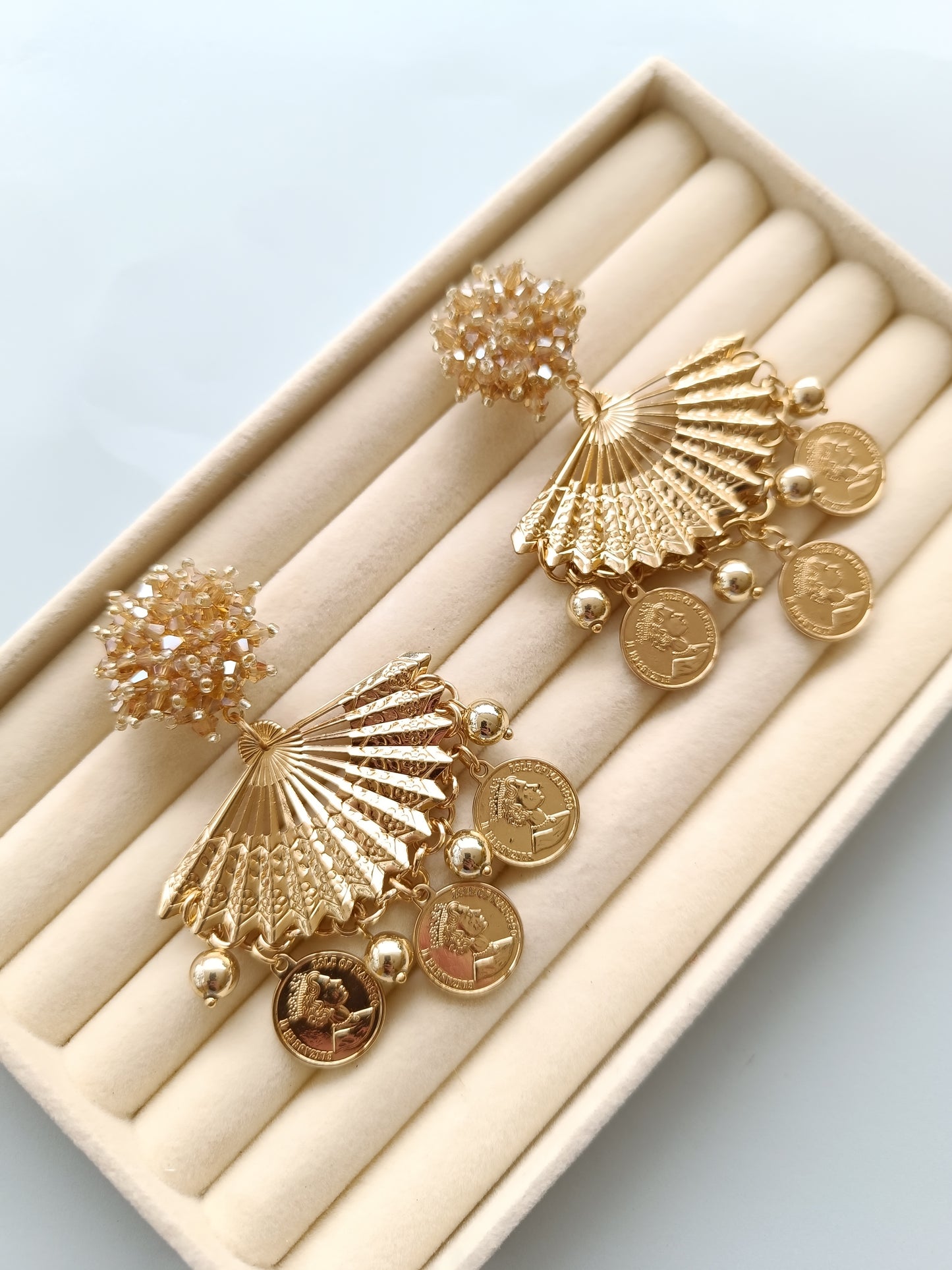 Pendientes "Navia" beige