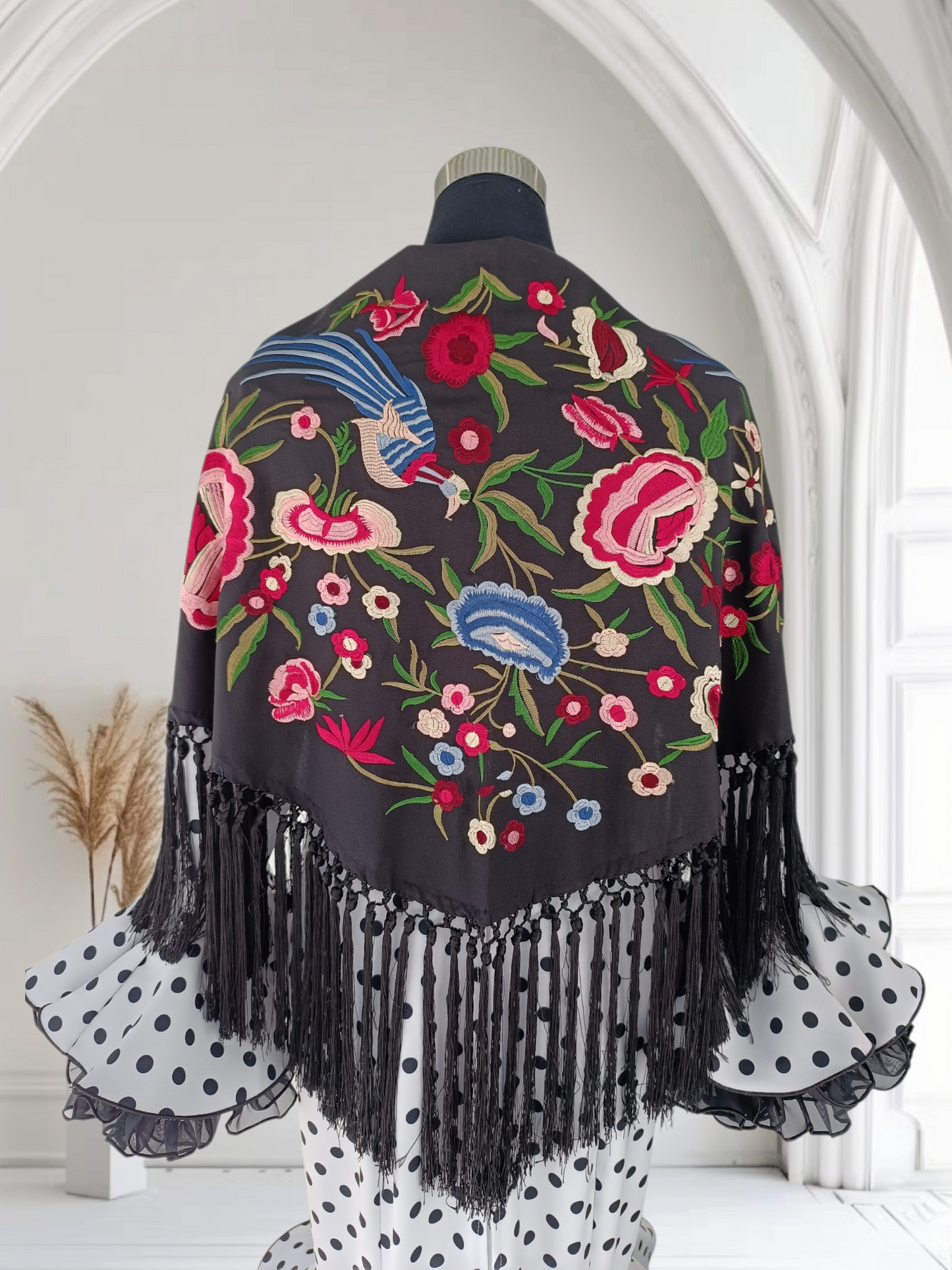 Mantón "pájaros" negro
