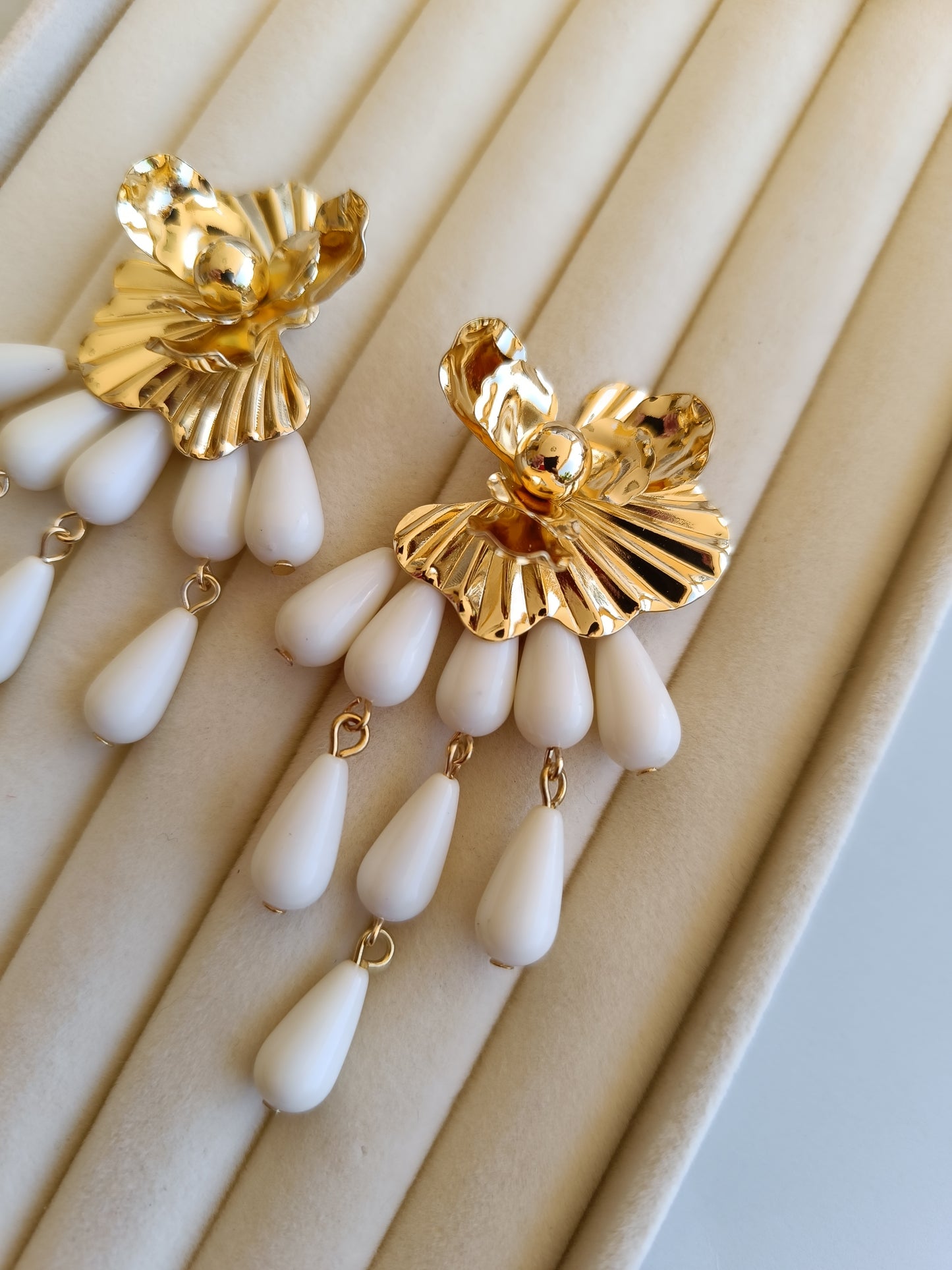 Pendientes "Eliche" beige