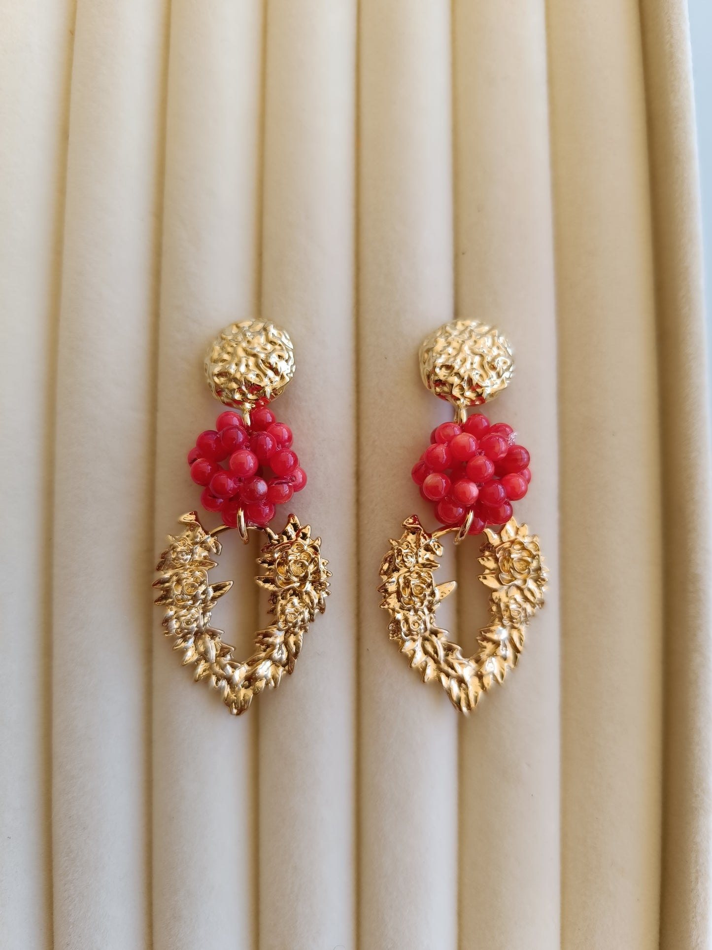 Pendientes rojos coral