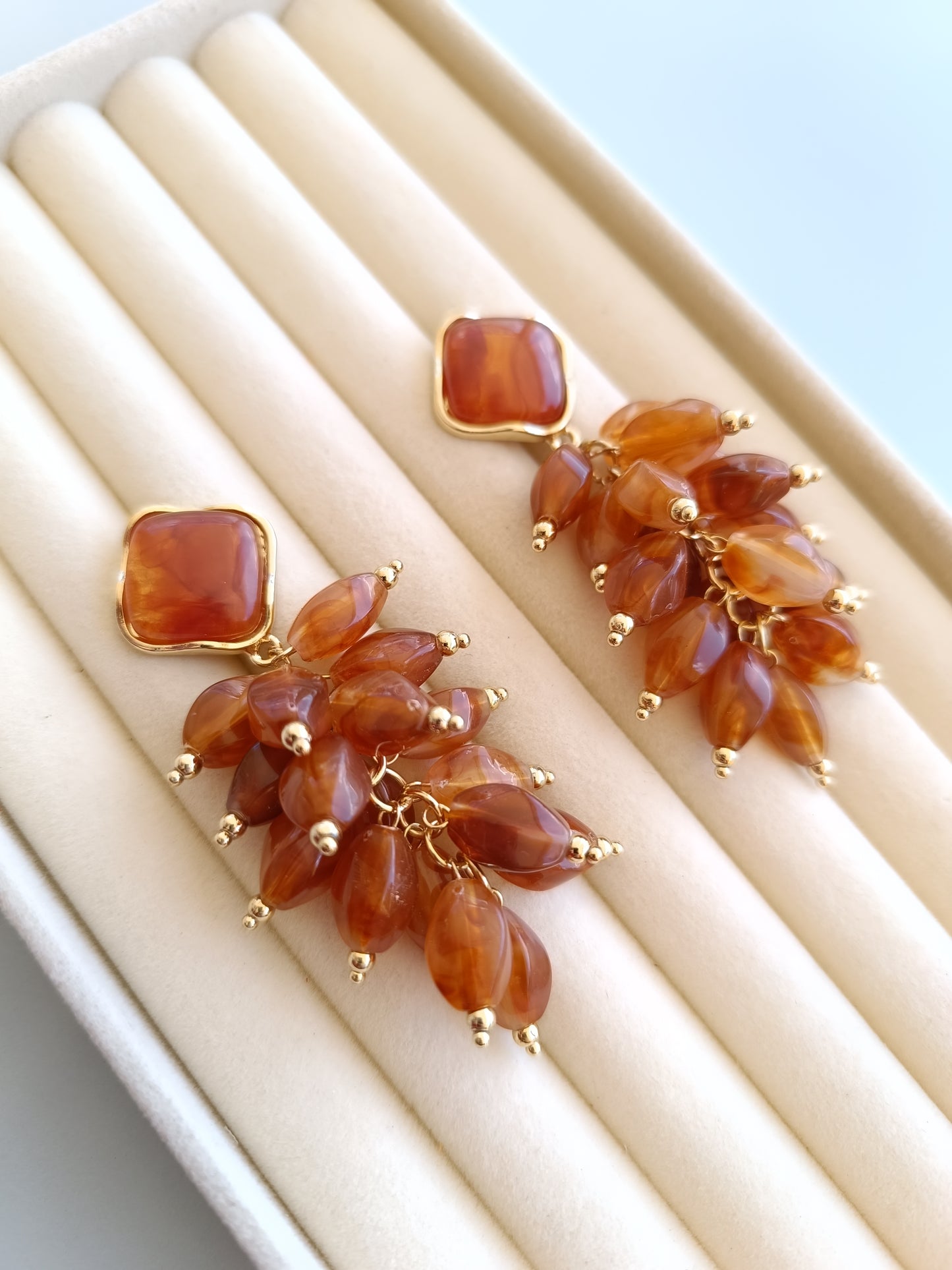 Pendientes "Saja" marrones