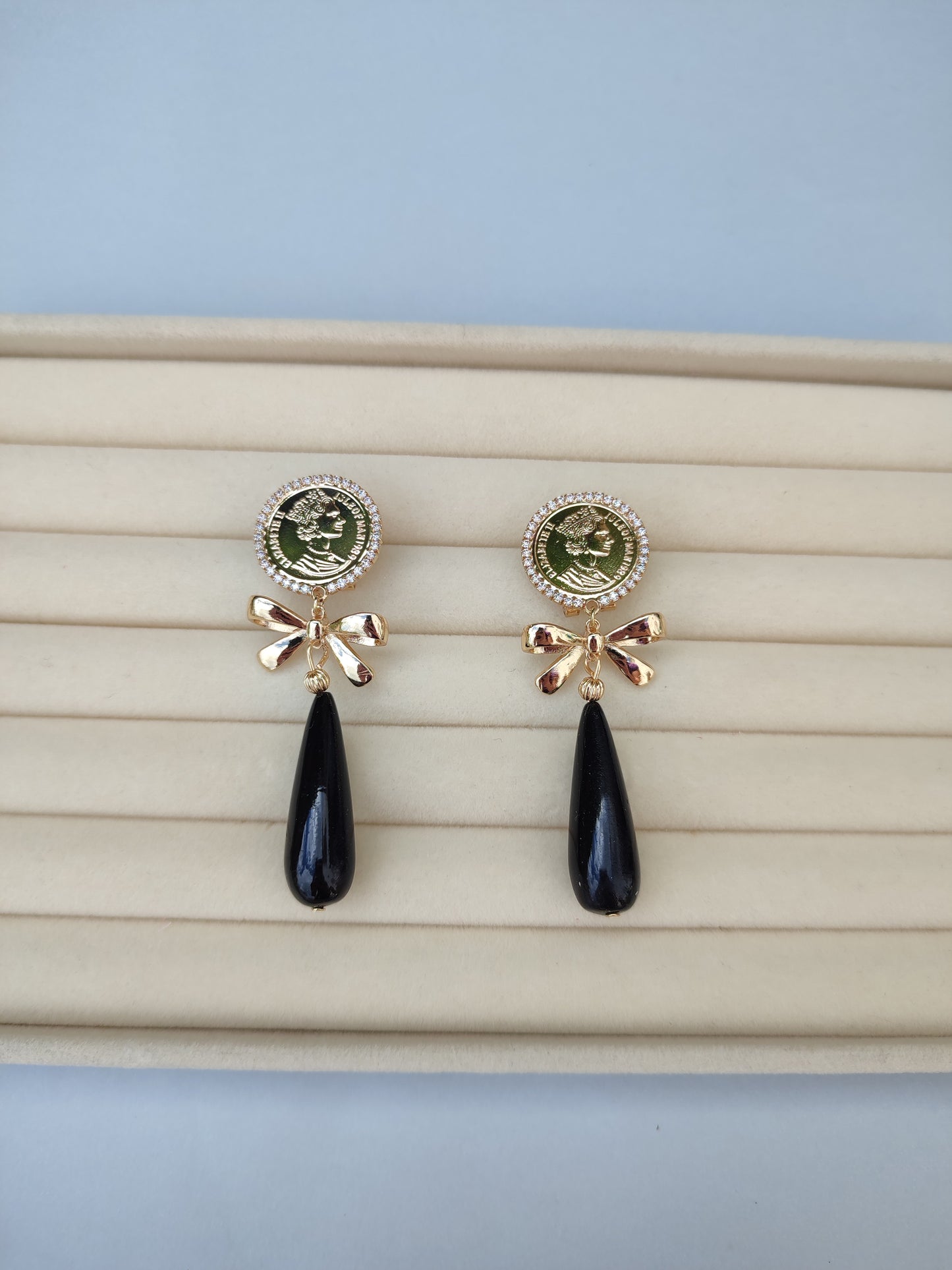 Pendientes moneda negro