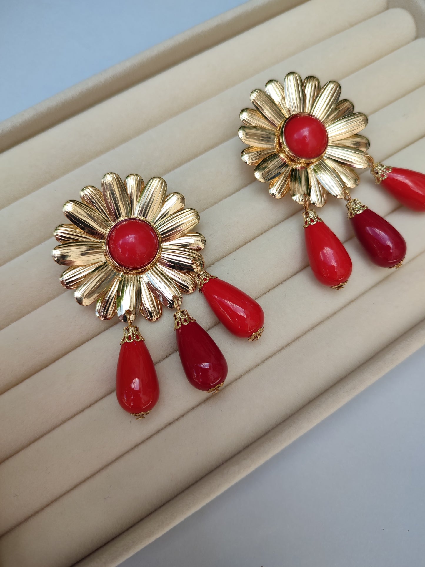 Pendientes "Margarita" rojos