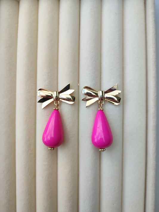 Pendientes lacito fucsia
