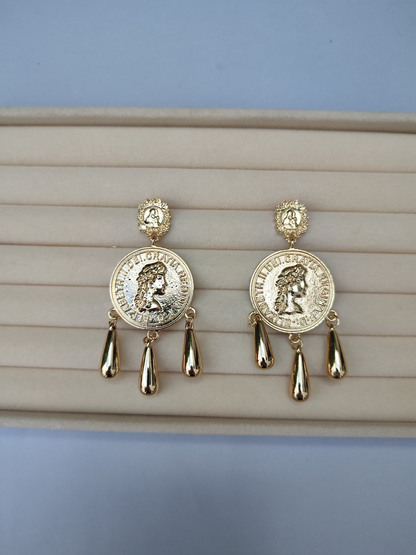 Pendientes "Guadalquivir" dorados